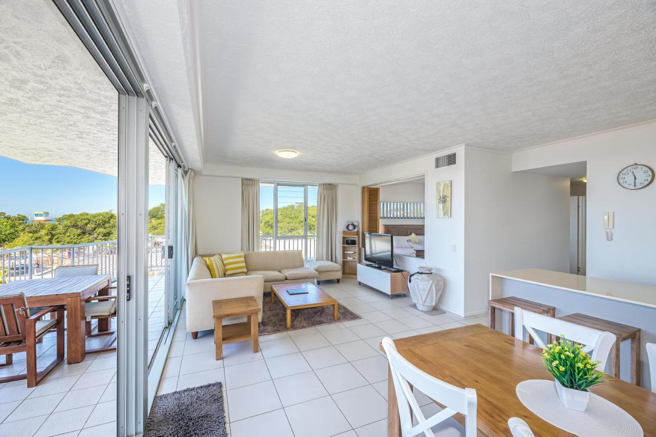 On The Beach Resort Bribie Island Woorim Extérieur photo