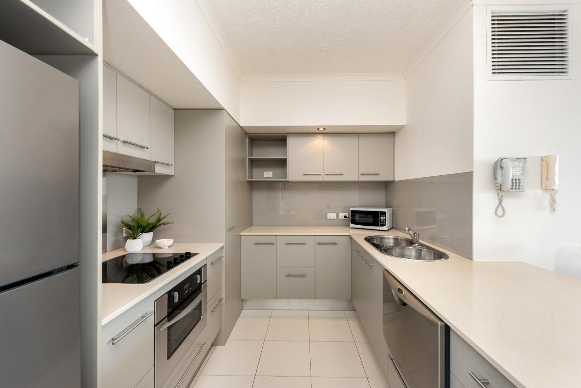 On The Beach Resort Bribie Island Woorim Extérieur photo